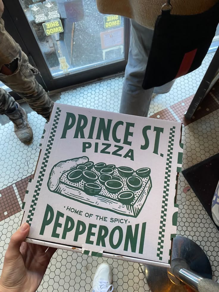 pizza box, custom pizza boxes, pizza boxes by Packarooo, Packarooo packaging, packaroo