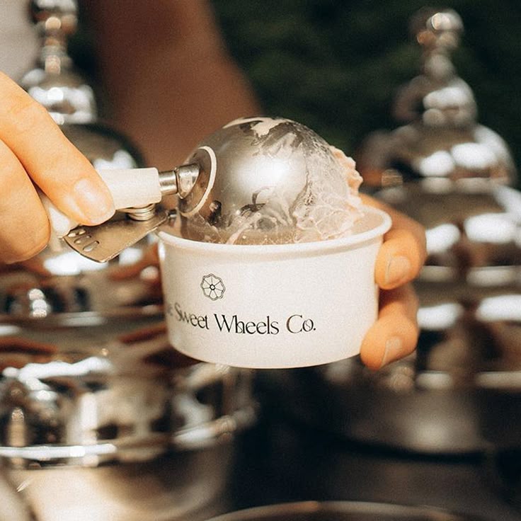 custom compostable ice cream cups, ice cream cups by Packarooo, packaroo