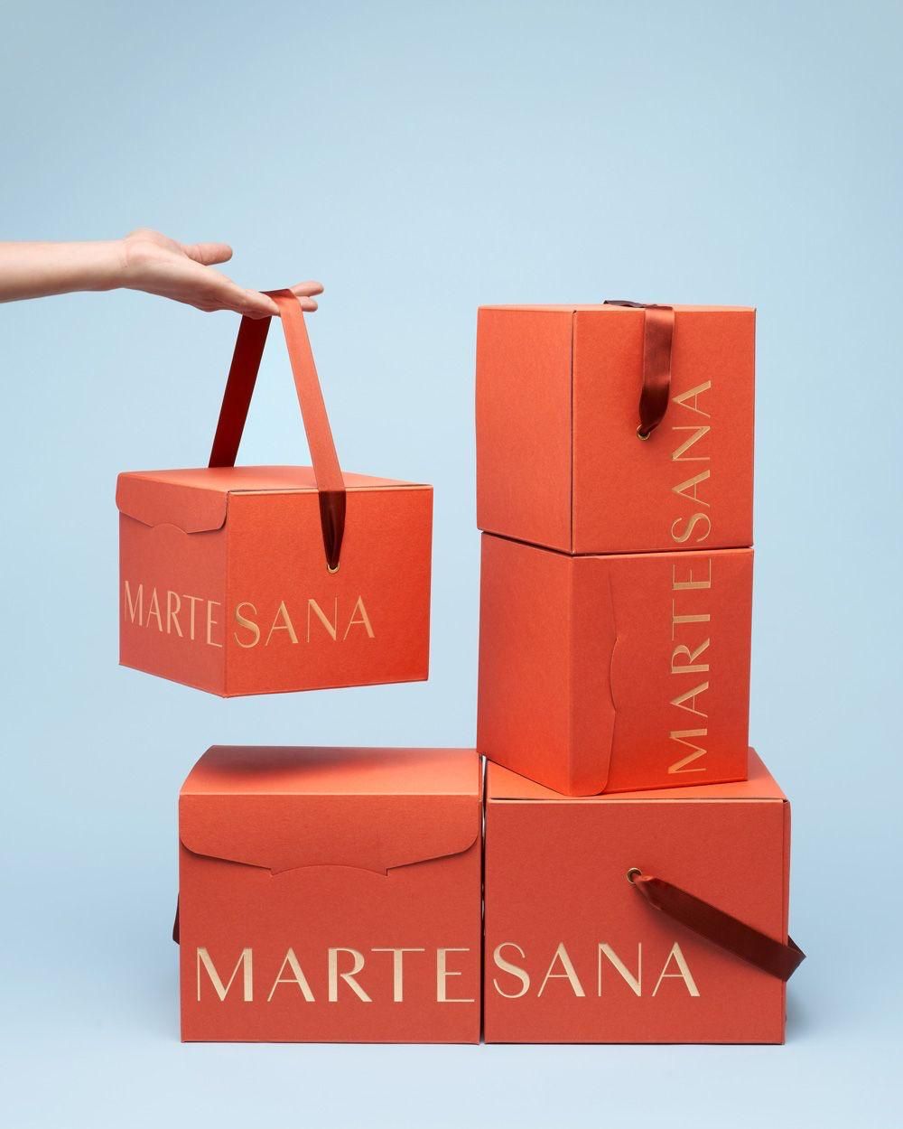 Custom Gift Boxes